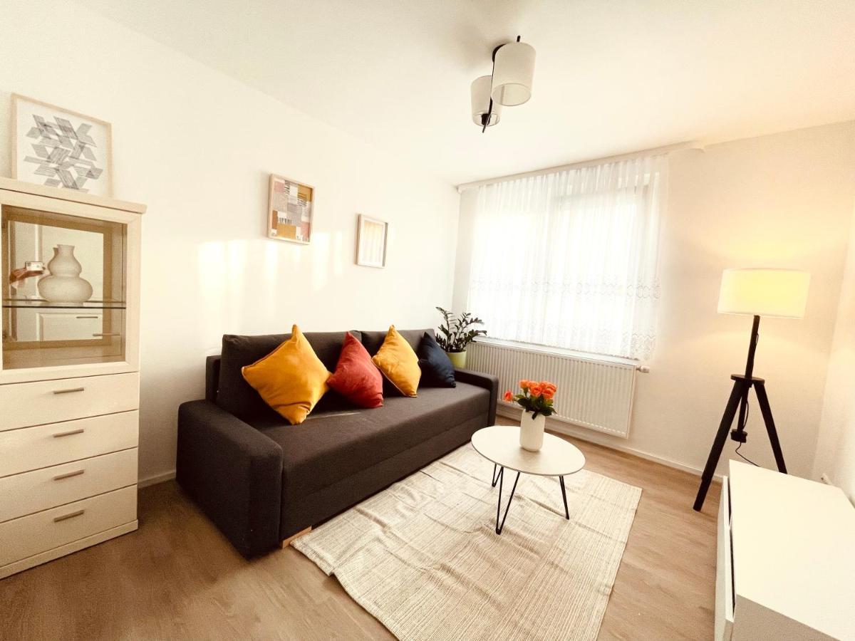 Frisch Renoviertes Und Charmantes Apartment 슈투트가르트 외부 사진